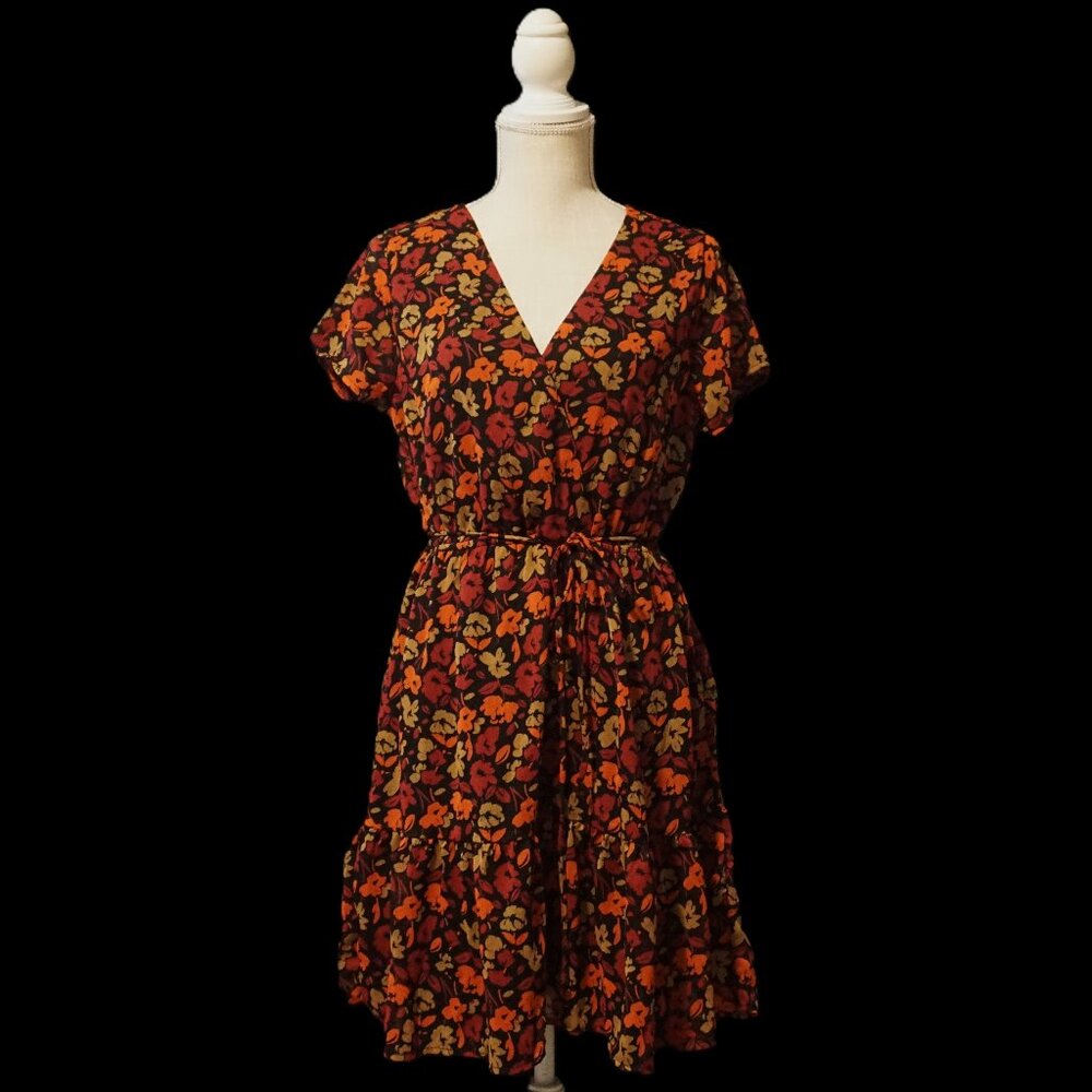 Kaileigh Black Floral Sheer Wrap Top Stitch Fix Fit Flare Dress Women’s Medium